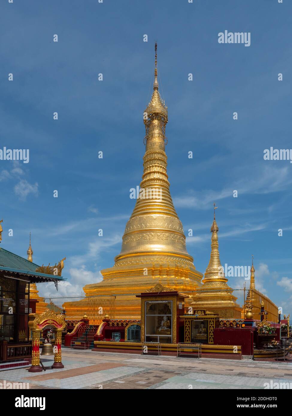 La pagode Thein Daw Gyi à Myeik, région de Tanintharyi au Myanmar. Banque D'Images