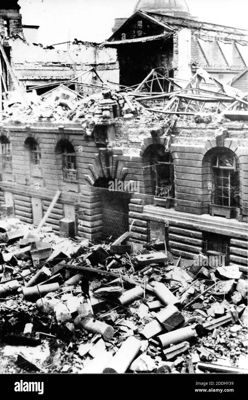 Dommages causés au musée et à la galerie d'art de Birmingham depuis la deuxième Guerre mondiale suite à un RAID à la bombe dans la nuit du 22 novembre 1940. Six des galeries d'art de Feeney à BMAG ont été détruites par une bombe. Des dégâts ont également été causés à la galerie Bridge et au musée d'histoire naturelle de BMAG. Heureusement, aucun personnel n'a été blessé et les expositions ont été déplacées dans un endroit sûr, donc n'ont pas été lésés., deuxième Guerre mondiale, Photographie Banque D'Images