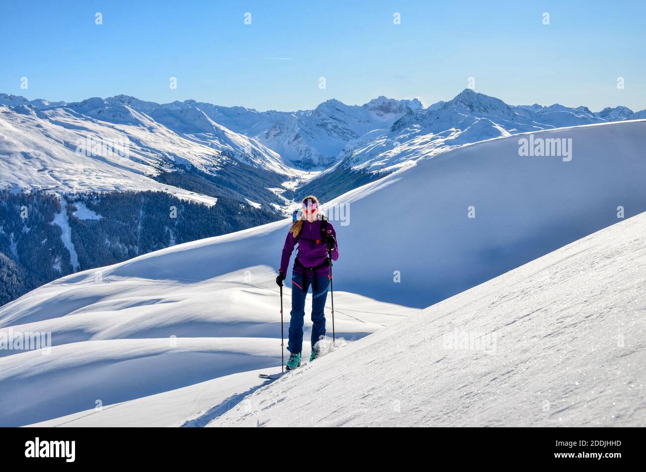 Ski dans les montagnes suisses, Davos Klosters Banque D'Images