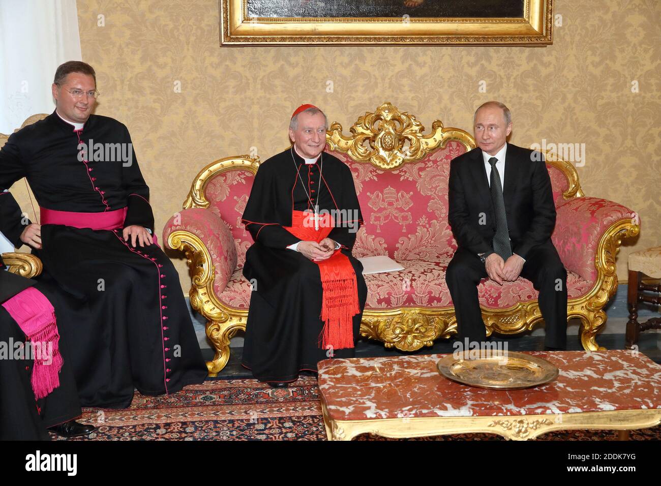 Le secrétaire d'État du Vatican Pietro Parolin rencontre le président russe Vladimir Poutine lors d'une audience privée le 4 juillet 2019 au Vatican. Photo par ABACAPRESS.COM Banque D'Images