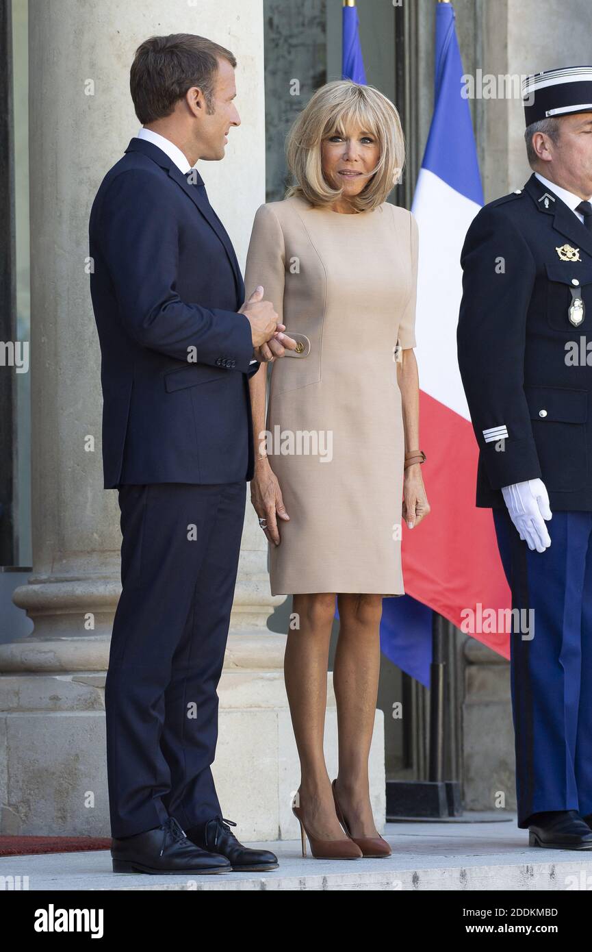 Le président français Emmanuel Macron et sa femme Brigitte Macron à l'Elysée Palace à Paris le 22 août 2019. Photo par Eliot Blondt/ABACAPRESS.COM Banque D'Images