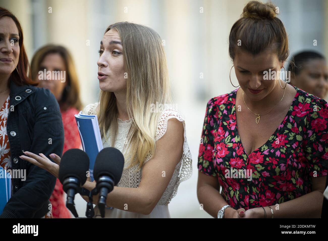 Chef du groupe féministe Femen Inna Shevchenko après une réunion avec les membres du Conseil consultatif du G7 pour l'égalité entre les sexes à l'Elysée à Paris, en France, le 23 août 2019. Photo par Eliot Blondt/ABACAPRESS.COM Banque D'Images