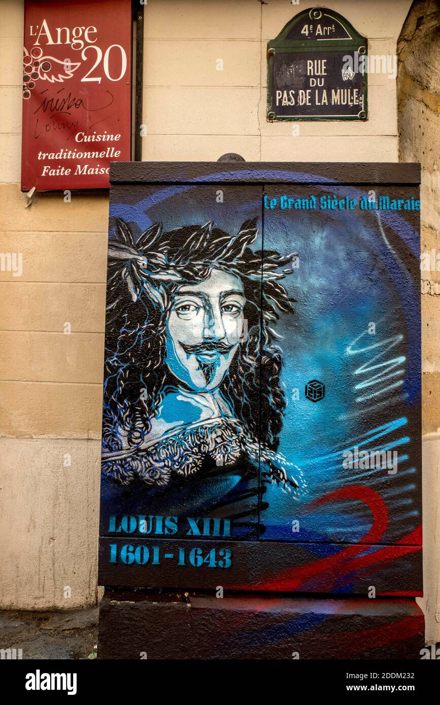 À l'initiative de l'Hôtel de ville du 4ème arrondissement, l'artiste de rue C215 a représenté certaines des figures emblématiques du Grand siècle du marais comme HenriIV, Louis XIII, Molière entre autres à Paris, France, le 31 août 2019. Photo Prezat Denis/avenir photos/ABACAPRESS.COM Banque D'Images