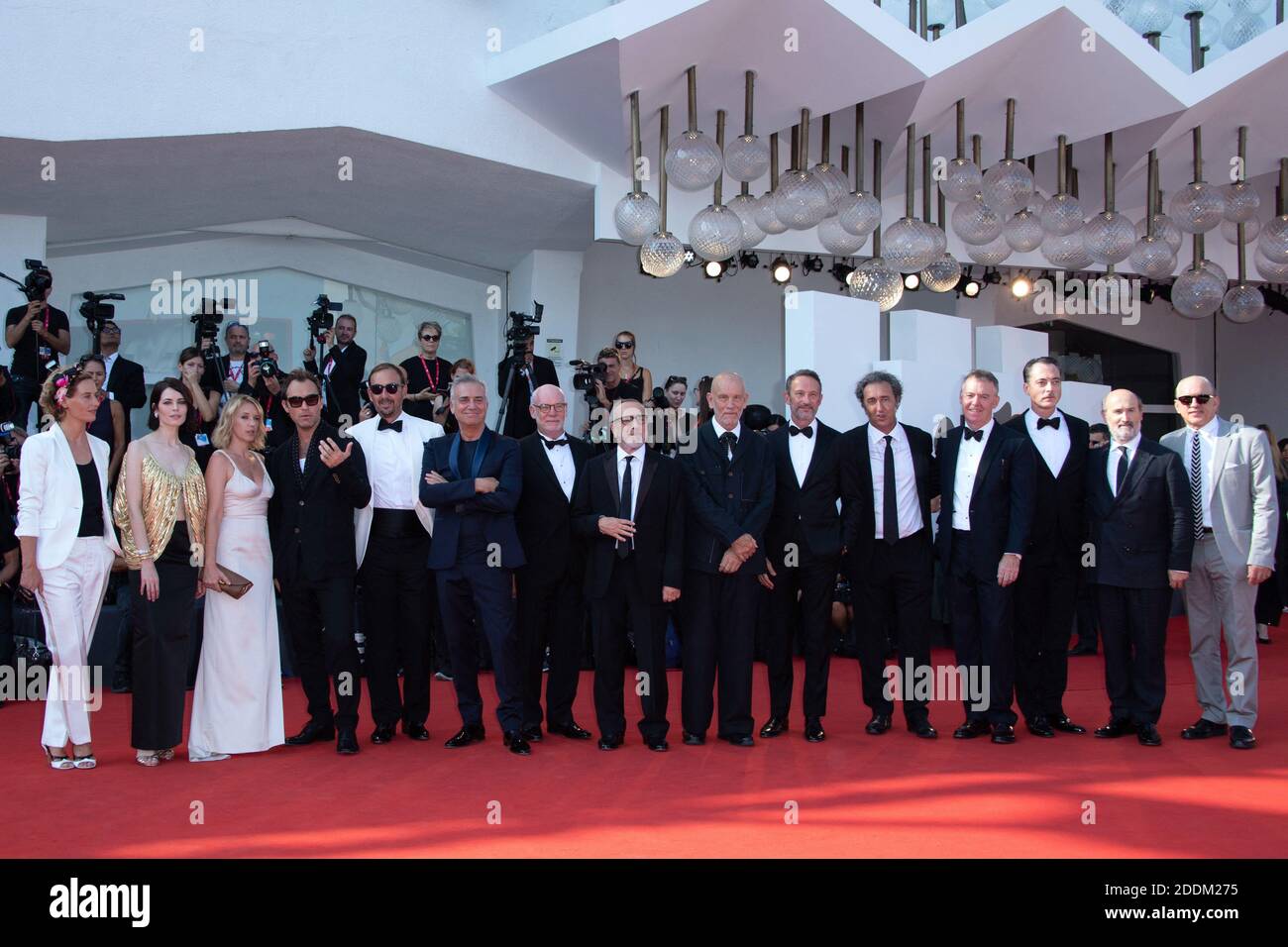 Membres de la distribution participant à la première du Nouveau Pape dans le cadre du 76e Festival international du film de Venise (Mostra) le 01 septembre 2019. Photo d'Aurore Marechal/ABACAPRESS.COM Banque D'Images