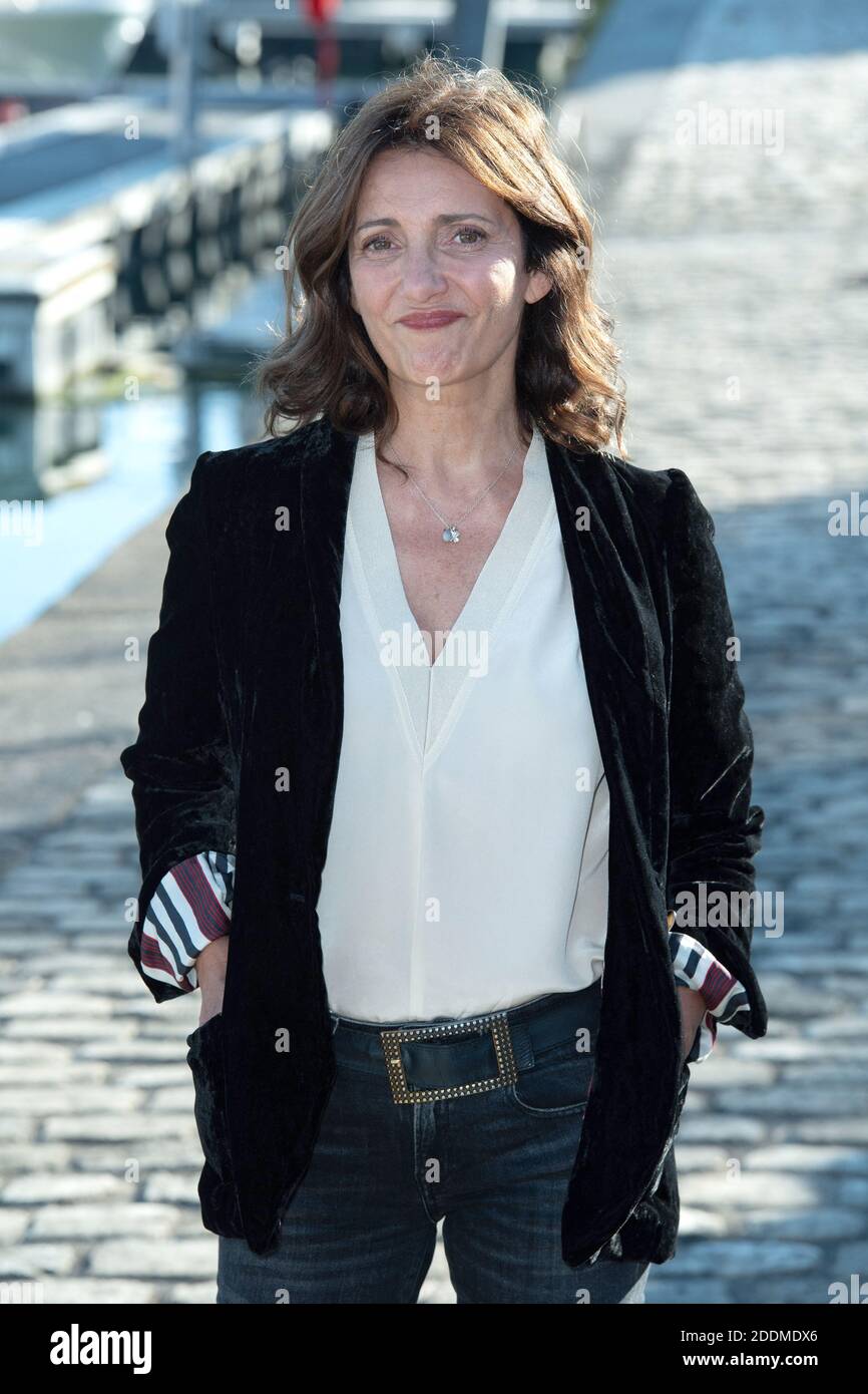 Valérie Karsenti assiste au jury Photocall dans le cadre du 21e Festival de la fiction télévisée à la Rochelle, France, le 11 septembre 2019. Photo d'Aurore Marechal/ABACAPRESS.COM Banque D'Images Valérie Karsenti assiste au jury Photocall dans le cadre du 21e Festival de la fiction télévisée à la Rochelle, France, le 11 septembre 2019. Photo d'Aurore Marechal/ABACAPRESS.COM Banque D'Images