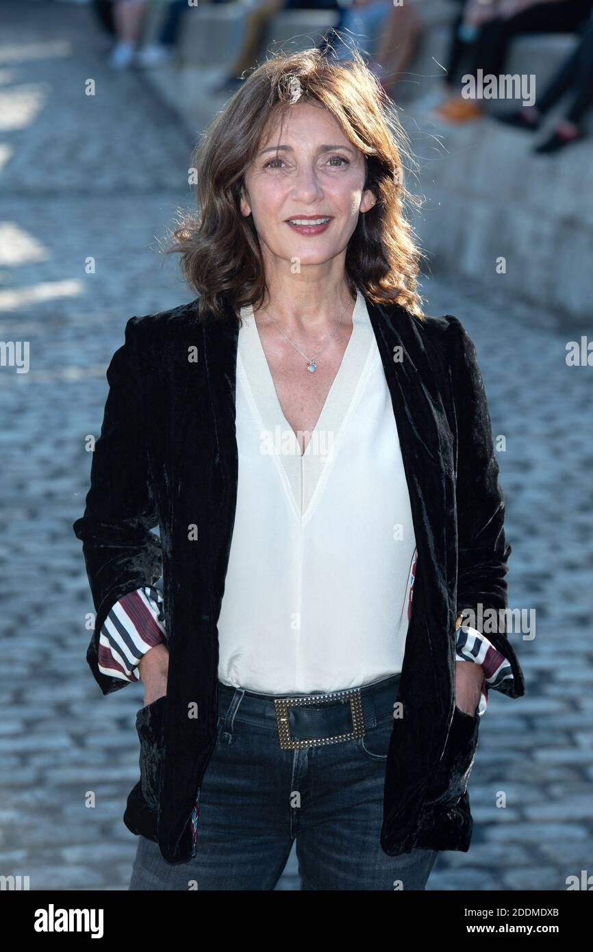 Valérie Karsenti assiste au jury Photocall dans le cadre du 21e Festival de la fiction télévisée à la Rochelle, France, le 11 septembre 2019. Photo d'Aurore Marechal/ABACAPRESS.COM Banque D'Images Valérie Karsenti assiste au jury Photocall dans le cadre du 21e Festival de la fiction télévisée à la Rochelle, France, le 11 septembre 2019. Photo d'Aurore Marechal/ABACAPRESS.COM Banque D'Images