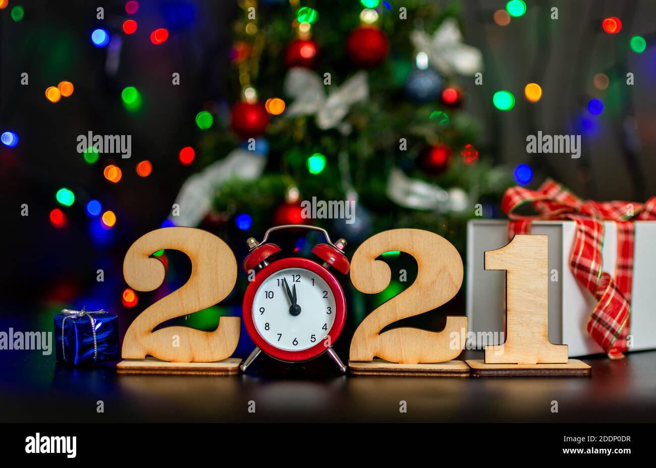 Bonne année 2021. Bannière, carte de vœux. Contexte pour les résolutions et les souhaits de nouvel an. Banque D'Images