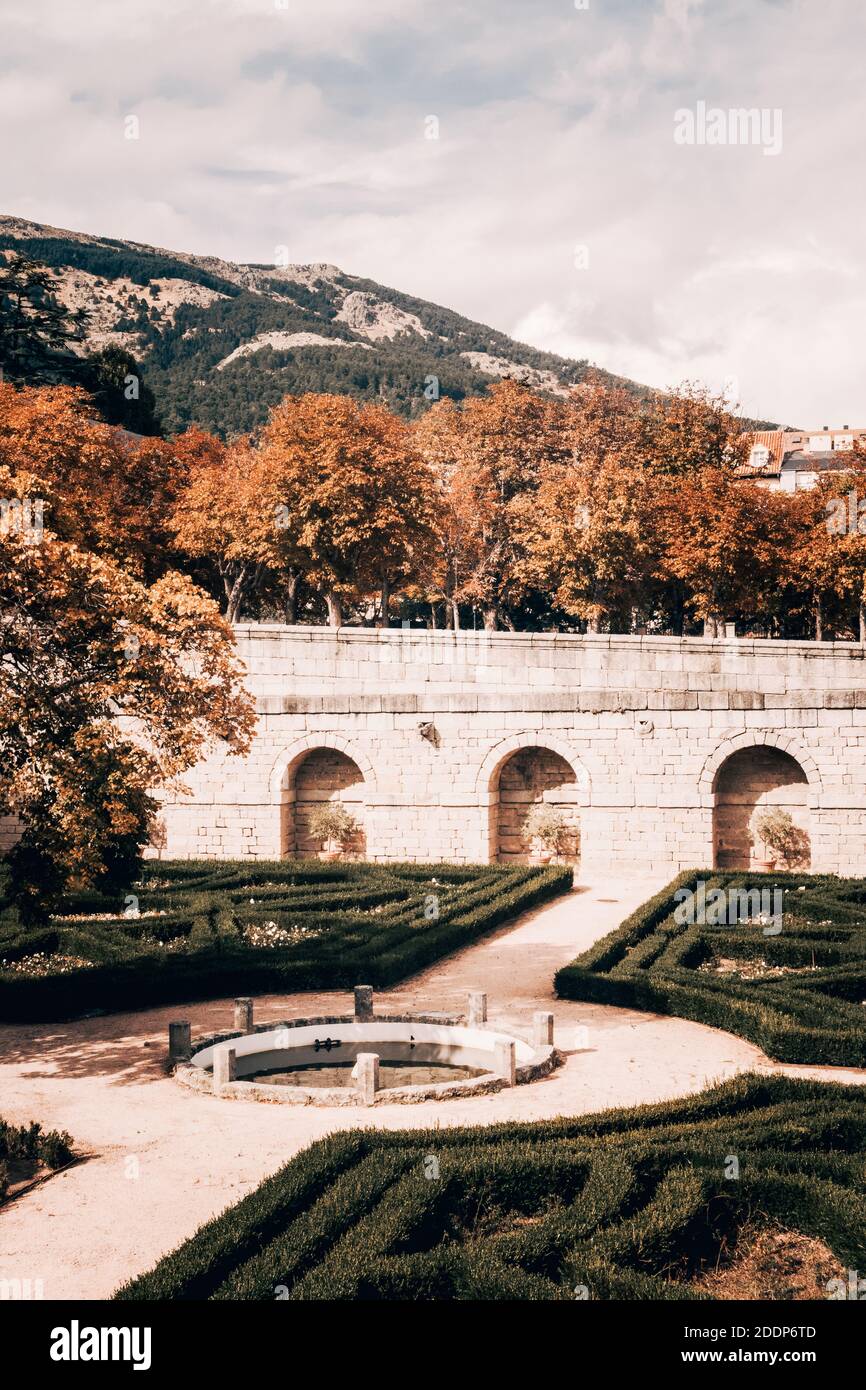 Un gros plan des jardins historiques des Frères appartenant à Le Palais de l'Escorial à Madrid Banque D'Images