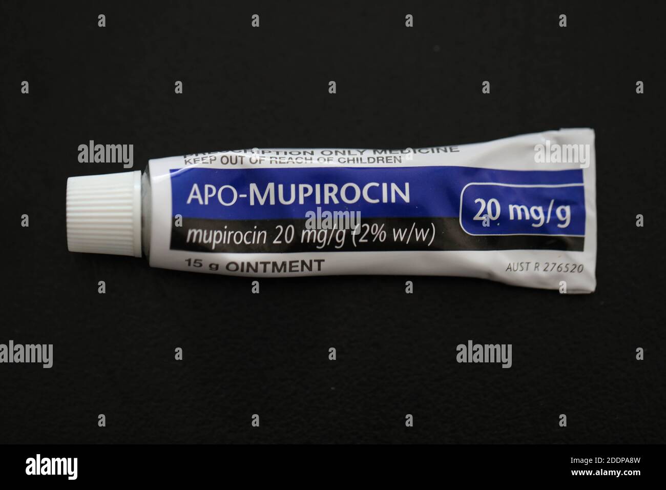 APO-Mupirocine 15 g de pommade Photo Stock - Alamy