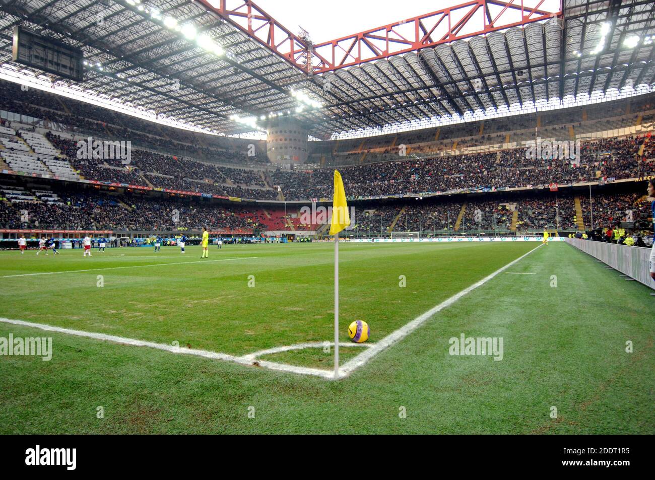 Vue panoramique sur le stade de football de san siro, à Milan Photo Stock -  Alamy