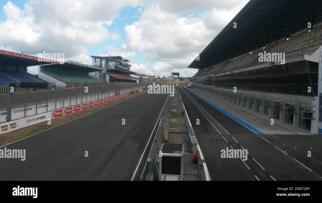 Tribunes du circuit des 24 heures de le Man Banque D'Images