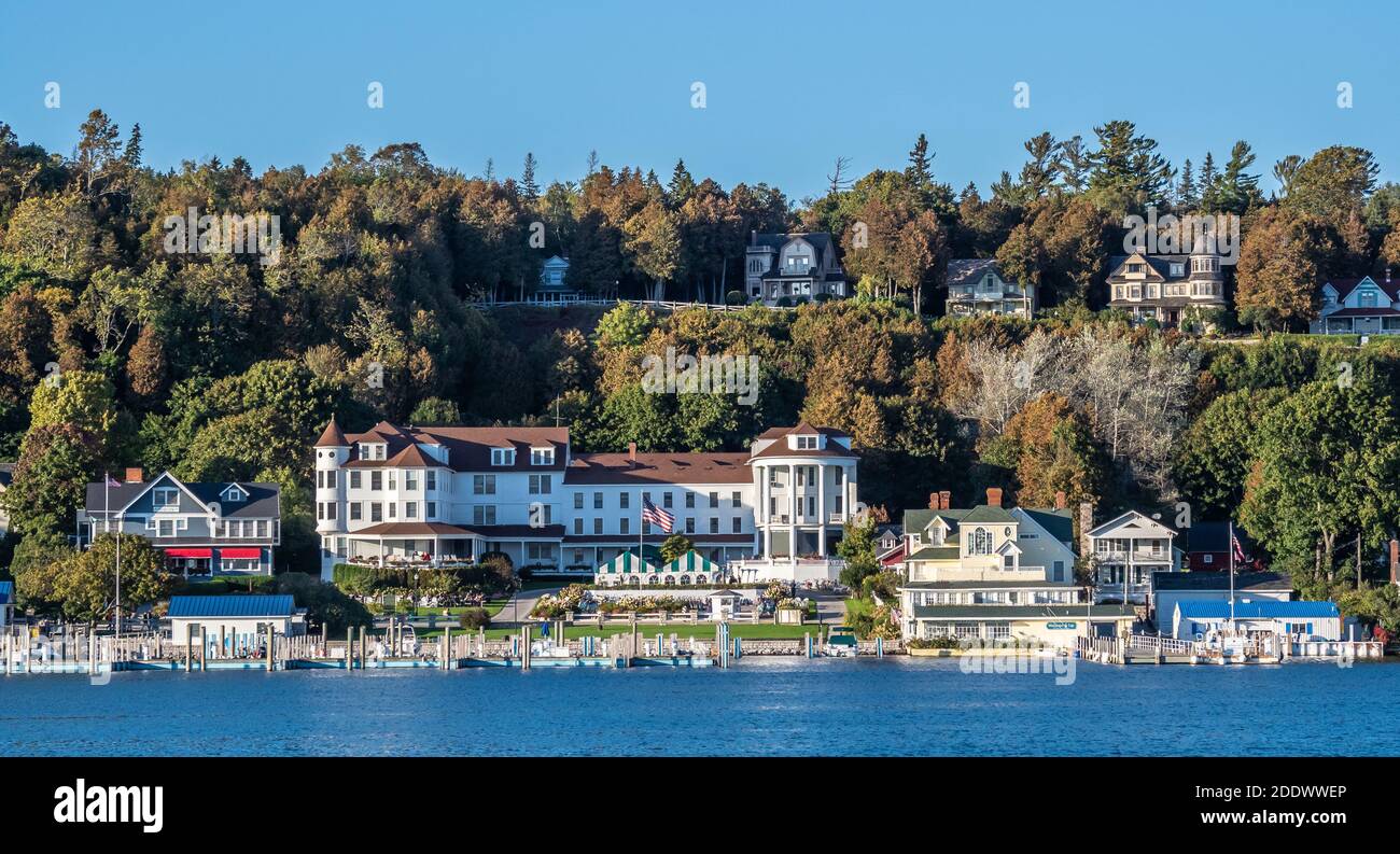 Island House Hotel vu de l'eau, Mackinac Island, Michigan. Banque D'Images