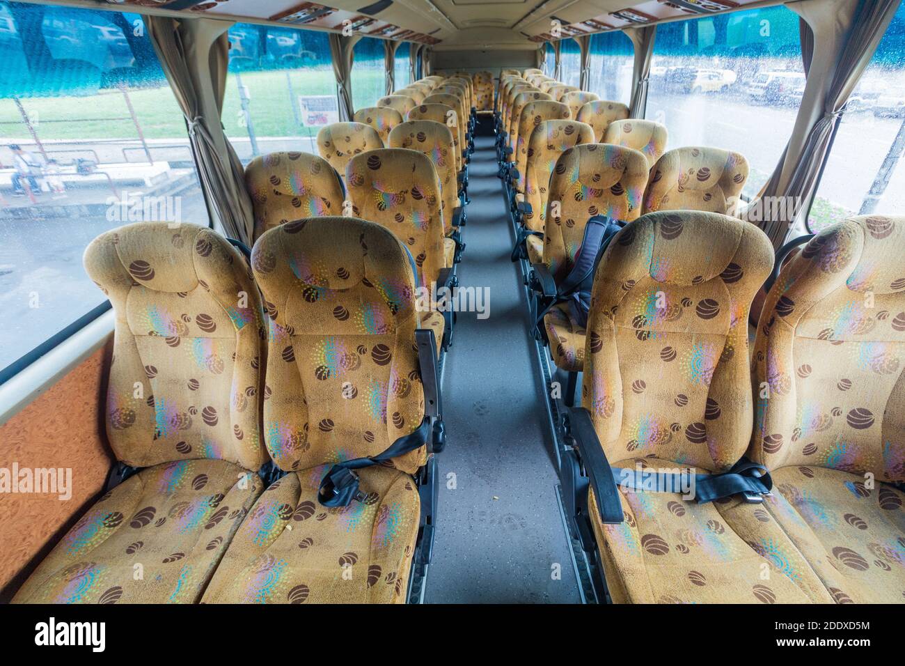 À l'intérieur d'un bus à impériale qui relie Tenom à Kota Kinabalu à Sabah, en Malaisie Banque D'Images