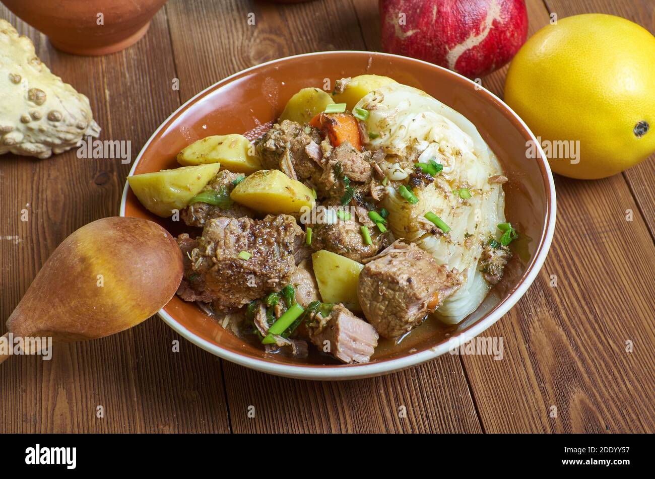 Ragout De Mouton Avec Divers Legumes