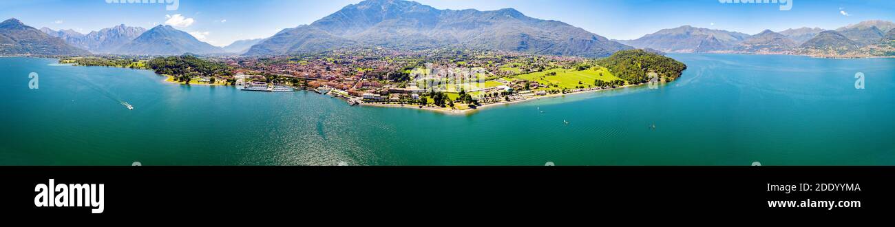 Vue aérienne de la ville de Colico sur le lac de Côme Banque D'Images