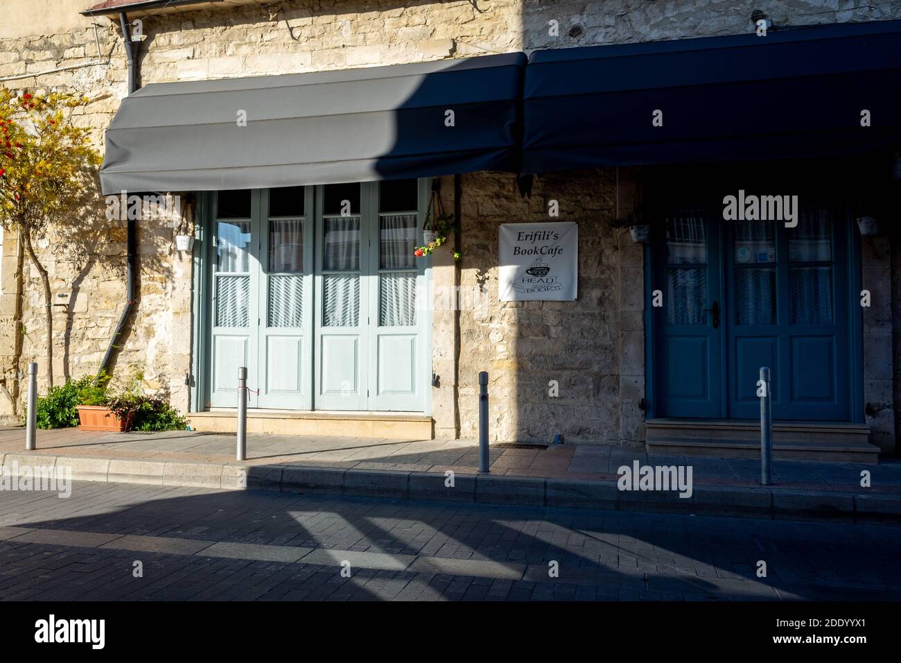 22 avril 2019, Limassol, Chypre. Vide rue calme de la vieille ville. Banque D'Images