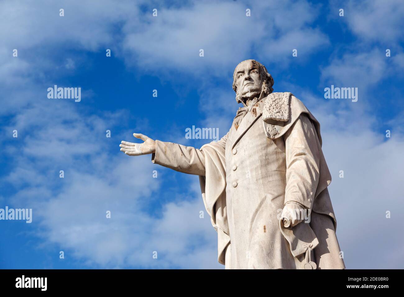 Statue de William Ewart Gladstone, homme d'État britannique et homme politique libéral. Dans une carrière de plus de 60 ans, il a servi pendant 12 ans comme PM du Royaume-Uni. Banque D'Images