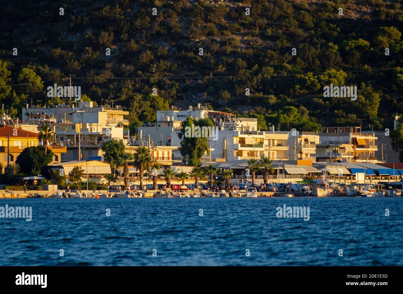 Vue générale de Palaia Fochaia sur la Côte d'Azur athénienne en Grèce Attique - photo: Geopix Banque D'Images