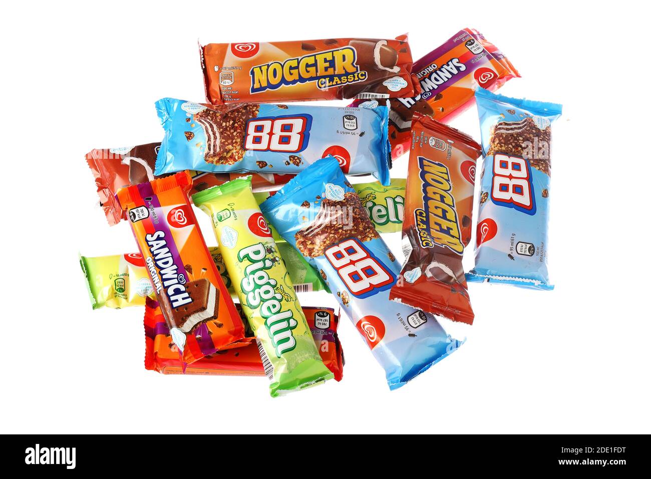 Stockholm, Suède - 29 novembre 2020 : un groupe de lillie de crème iIce, dont 88, Nagger, Sandwich et Piggelin produits par la marque locale GB, propriété Banque D'Images