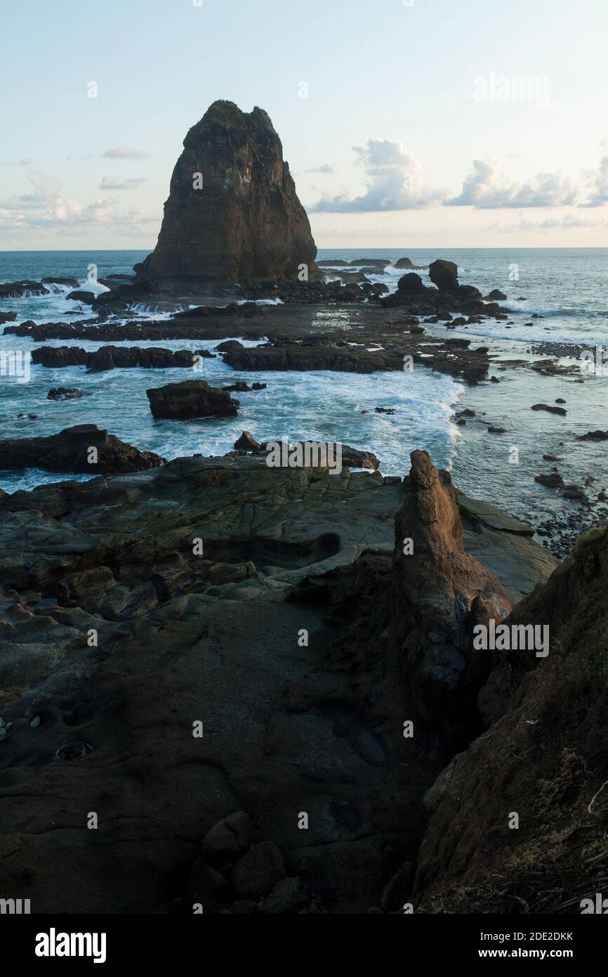 La plage de Papuma est l'une des destinations touristiques de Jember, à ...