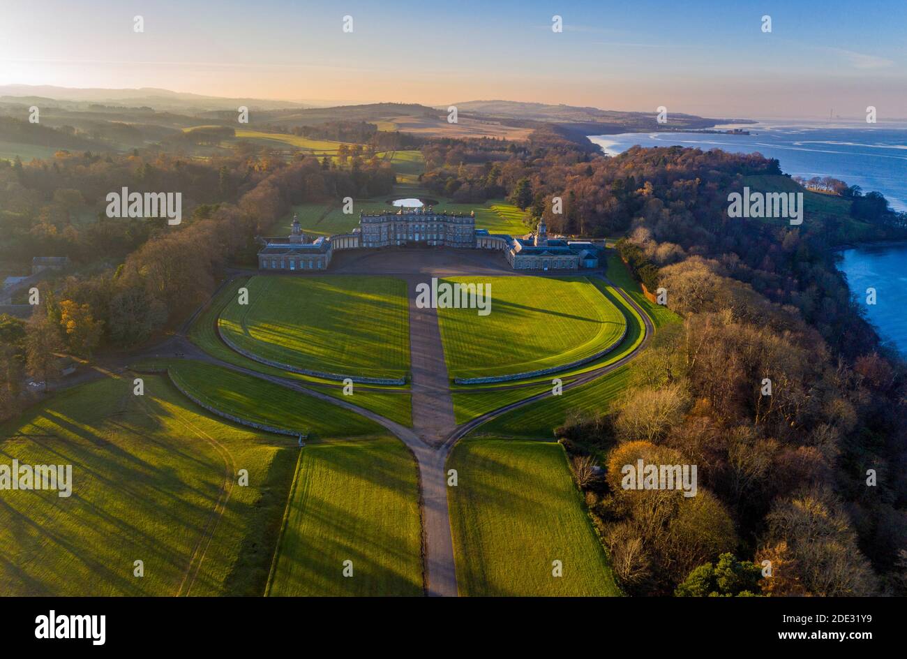 Vue aérienne Hopetoun House, South Queensferry, Écosse. Banque D'Images