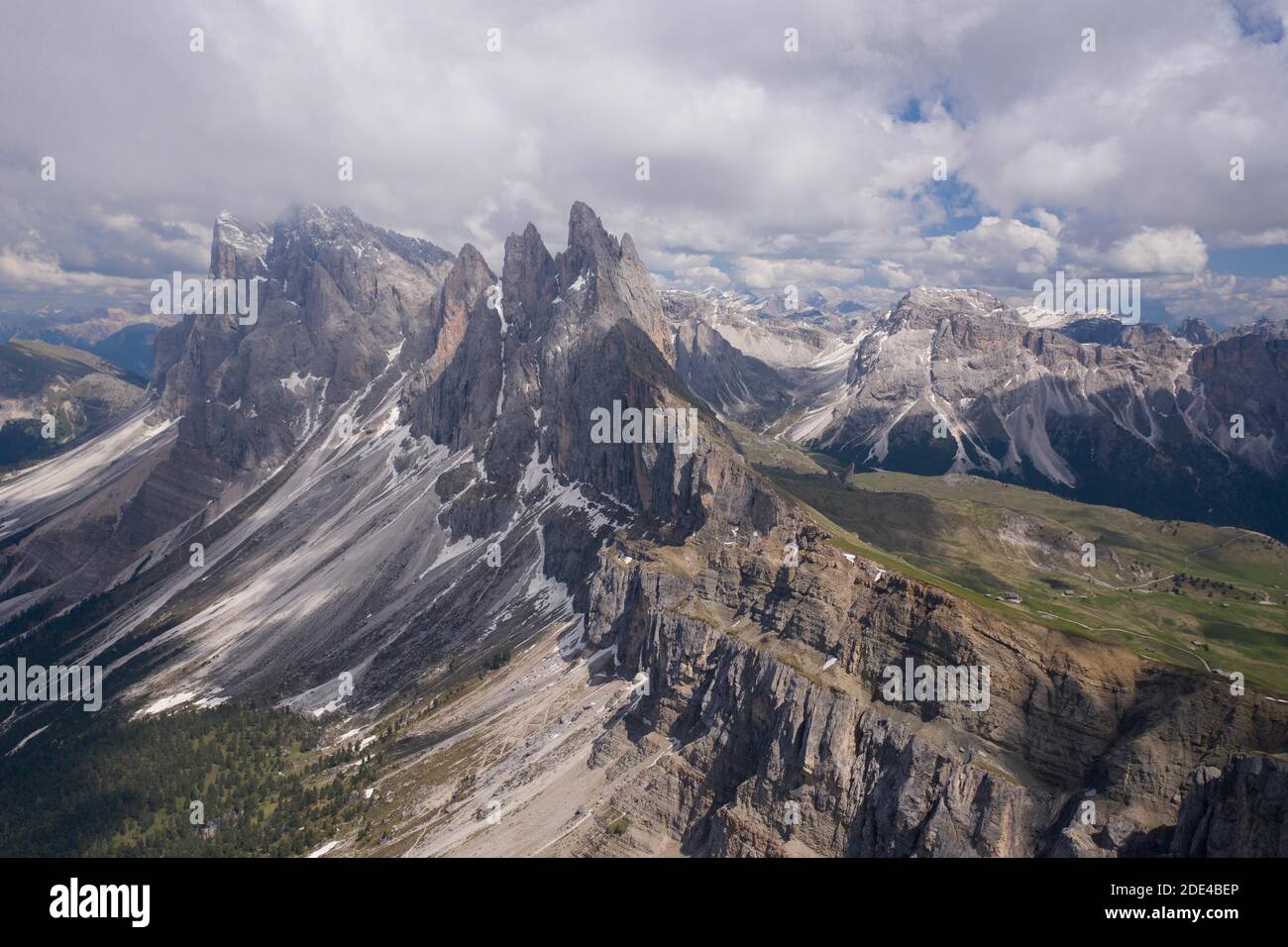 Vue aérienne, Seceda, Sankt Ulrich, Tyrol du Sud, Italie Banque D'Images