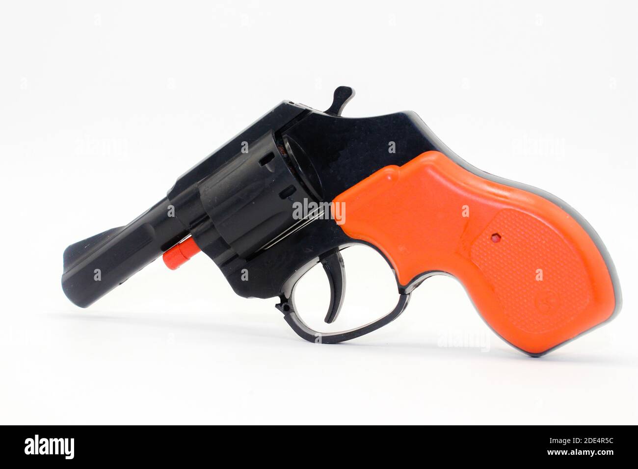 Une image de canon isolée sur fond blanc Banque D'Images