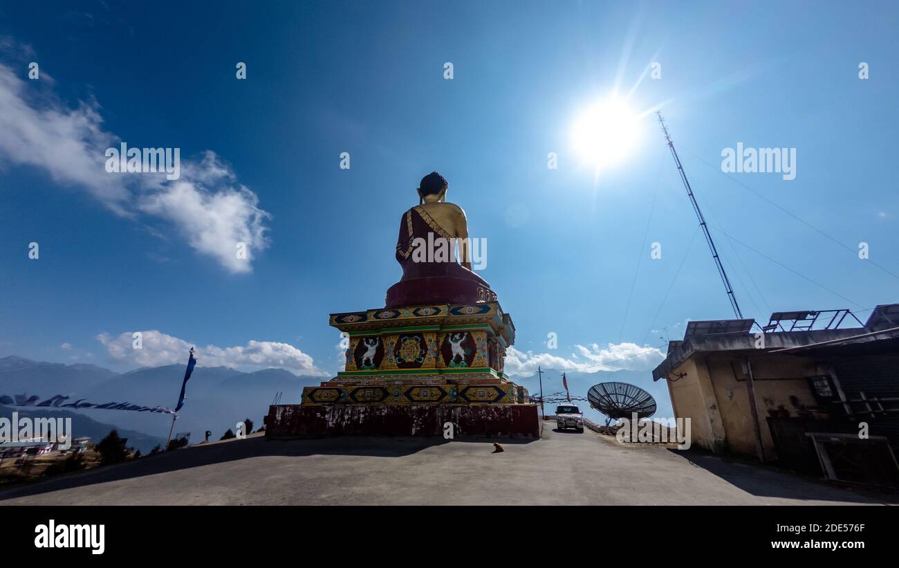 Photo de la statue de Bouddha géant à Tawang, Arunachal Inde Banque D'Images