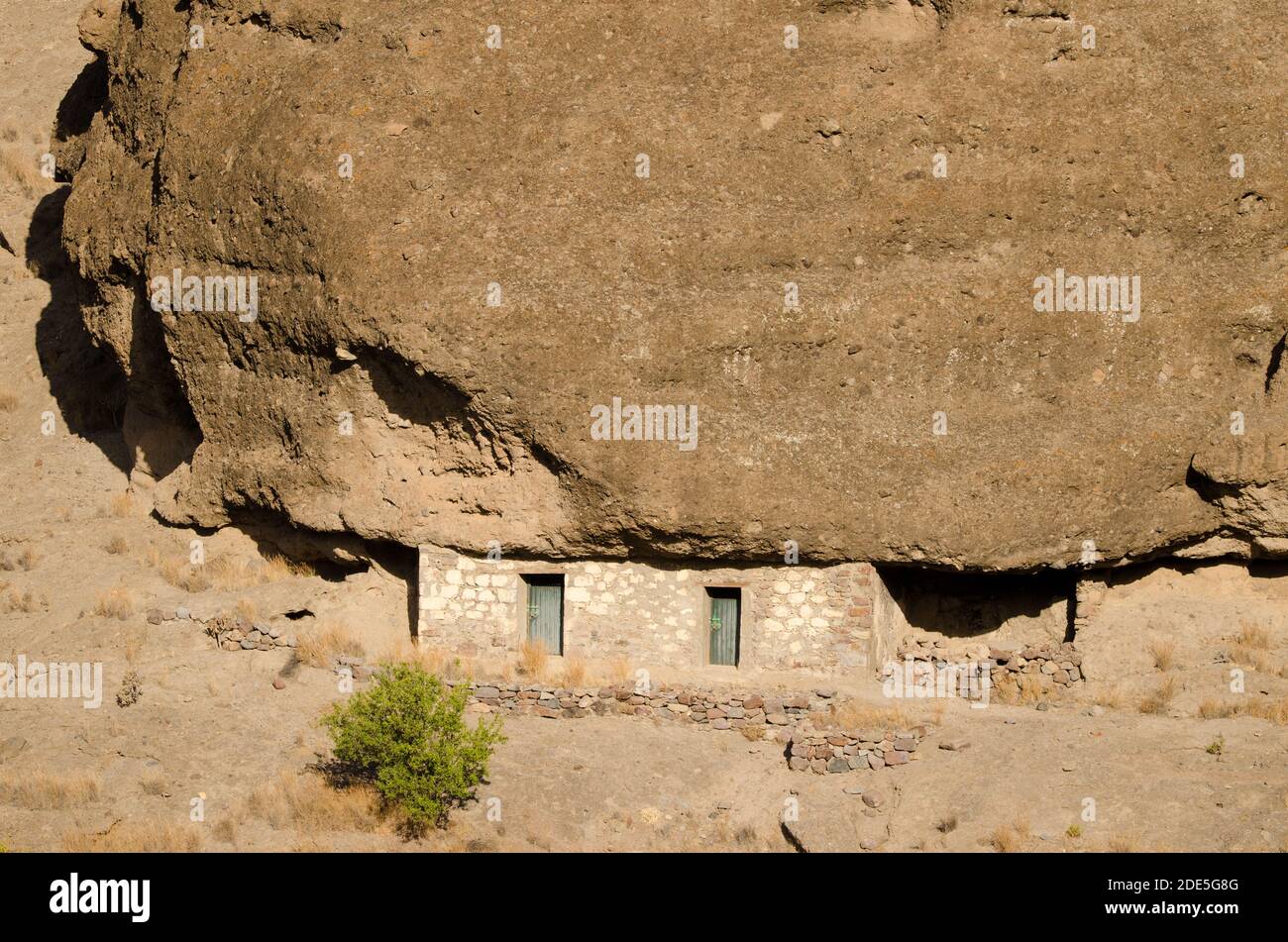 Hutte sous un rocher dans le parc rural de Nublo. Grande Canarie. Îles Canaries. Espagne. Banque D'Images