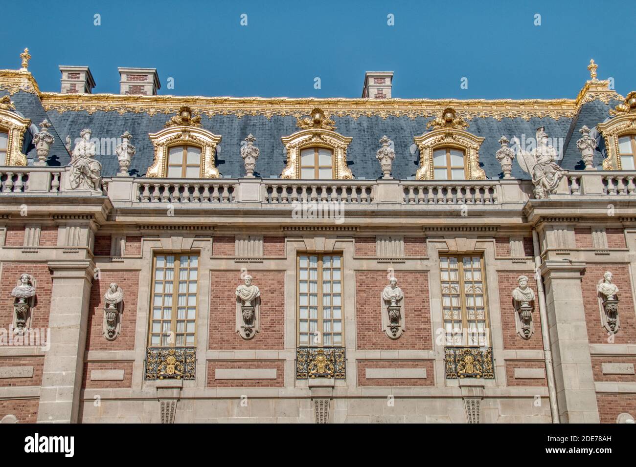 Versailles, France - 15 septembre 2019 : détail d'une des façades du château de Versailles Banque D'Images