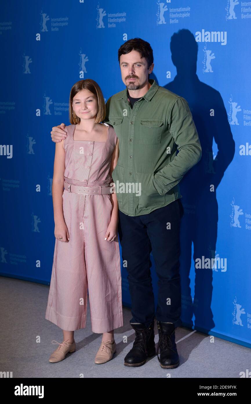 Anna Pniowsky et Casey Affleck assistent à la photo de la lumière de ma vie dans le cadre du 69e Festival international du film de Berlin (Berlinale) à Berlin, en Allemagne, le 08 février 2019. Photo d'Aurore Marechal/ABACAPRESS.COM Banque D'Images