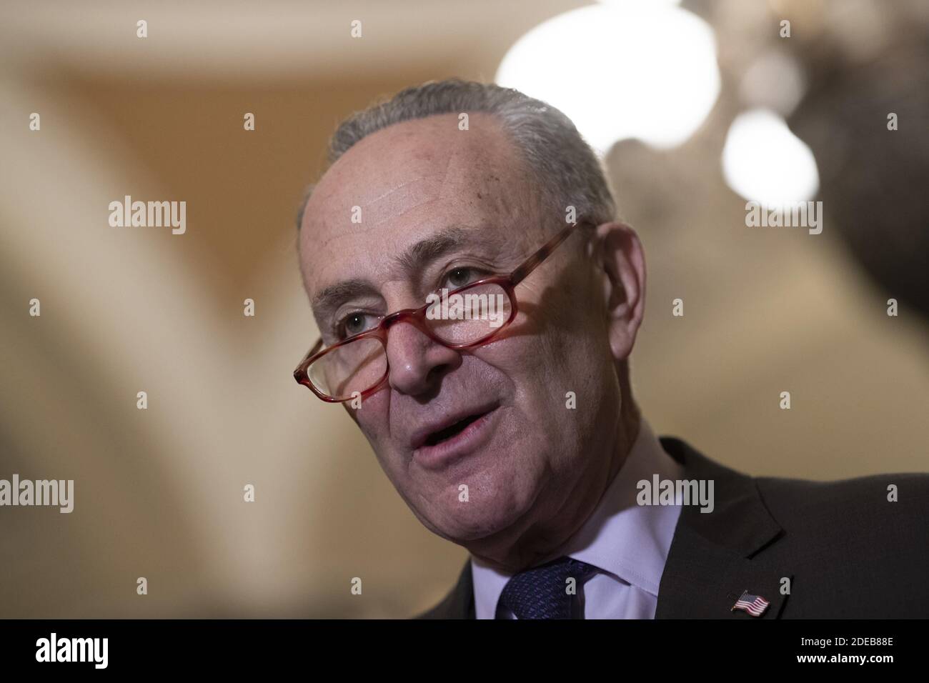 Le leader minoritaire du Sénat Chuck Schumer, démocrate de New York, parle lors d'une conférence de presse à la suite d'un déjeuner du caucus démocrate à Capitol Hill à Washington, DC, USA le 12 mars 2019. Photo par Alex Edelman/CNP/ABACAPRESS.COM Banque D'Images