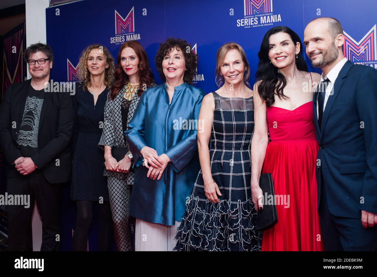 Podz, Delphine de Vigan, Audrey Fleurot, Laurence Herszberg, Marti Noxon, Julianna Margulies et Thomas Lilti posent lors de la cérémonie d'ouverture du Festival de la série Mania à Lille le 22 mars 2019. Photo de Julie Sebadelha/ABACAPRESS.COM Banque D'Images