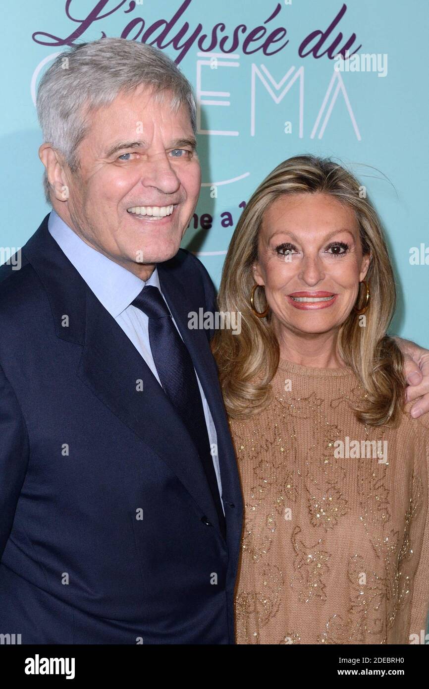 Jean Sorel et sa femme Anna Maria Ferrero assistent à l'ouverture du