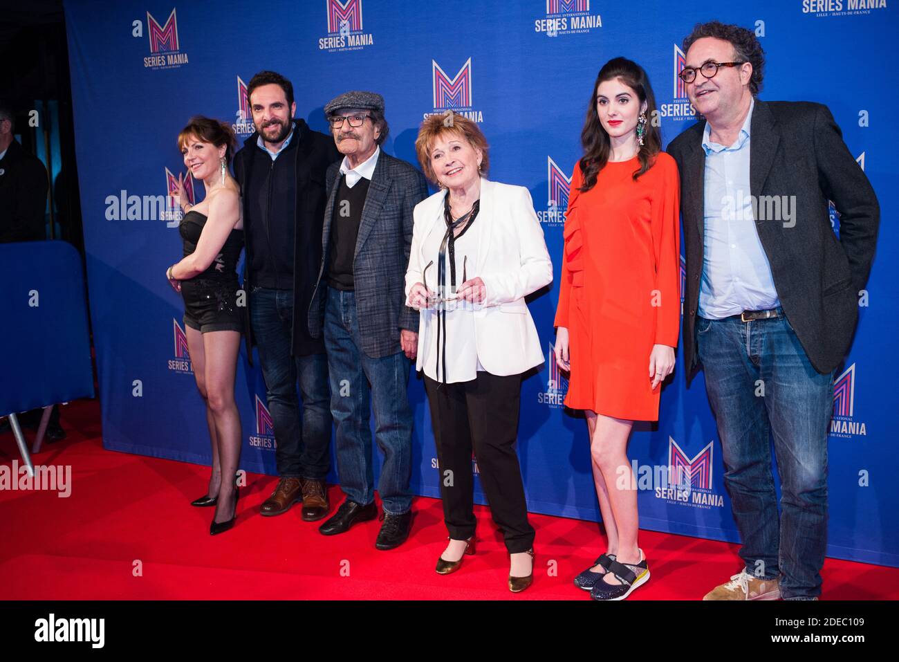 Anne-Elizabeth Blateau, David Mora, Gérard Hernandez, Marion Game, clair  Chust et Grégoire Bonnet posent lors d'une série de photos du Festival  Mania à Lille le 30 mars 2019. Photo de Julie Sebadelha/ABACAPRESS.COM