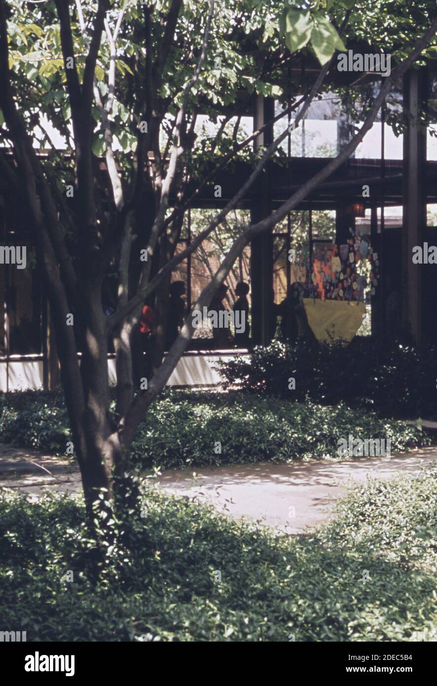 Photos des années 1970 (1973) - Mabel McDowell école primaire (lieu: Columbus; région de l'Indiana) Banque D'Images