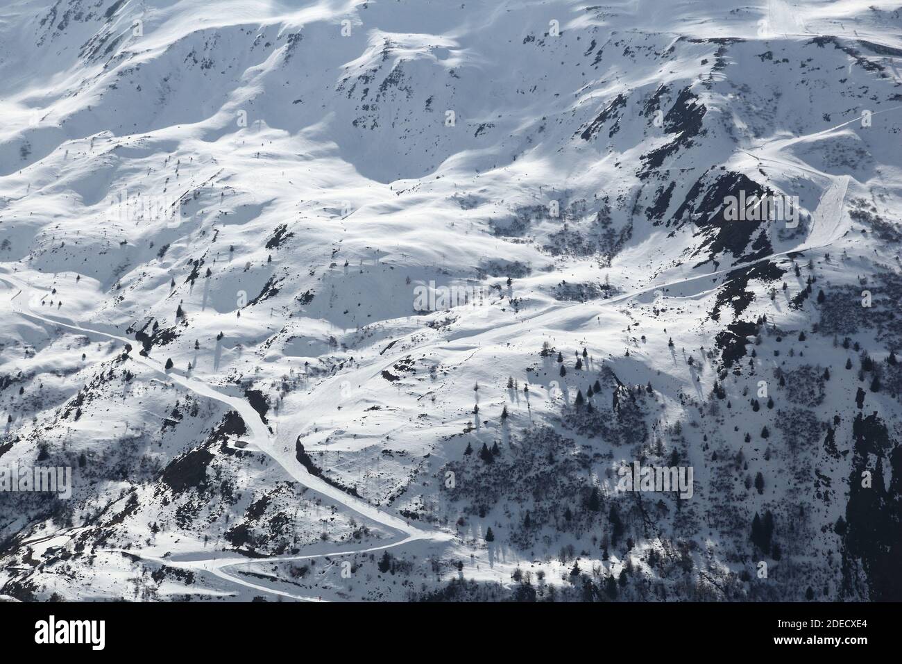 Alpes françaises ski dans la neige d'hiver. Station de ski de Valmeinier en Europe. Banque D'Images