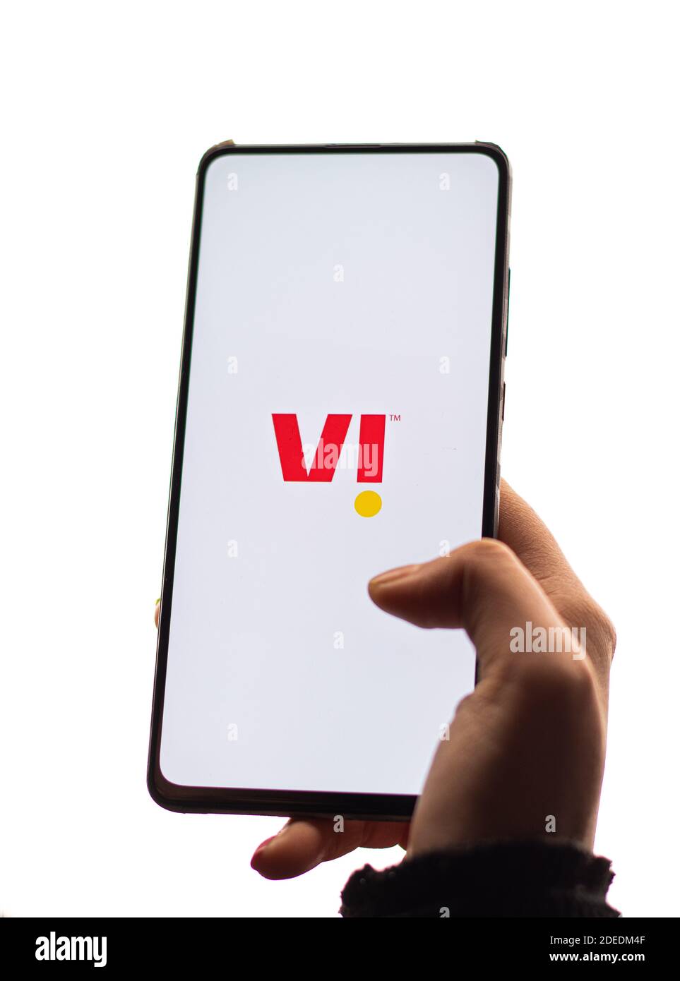 Assam, inde - 29 novembre 2020 : logo VI sur l'écran du téléphone image de stock. Banque D'Images