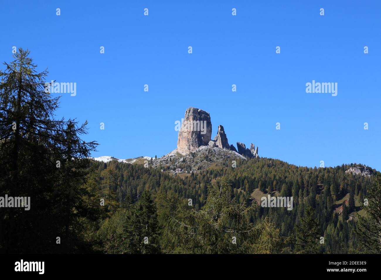 Vue sur les 5 tours des Dolomites près de Cortina, Italie Banque D'Images