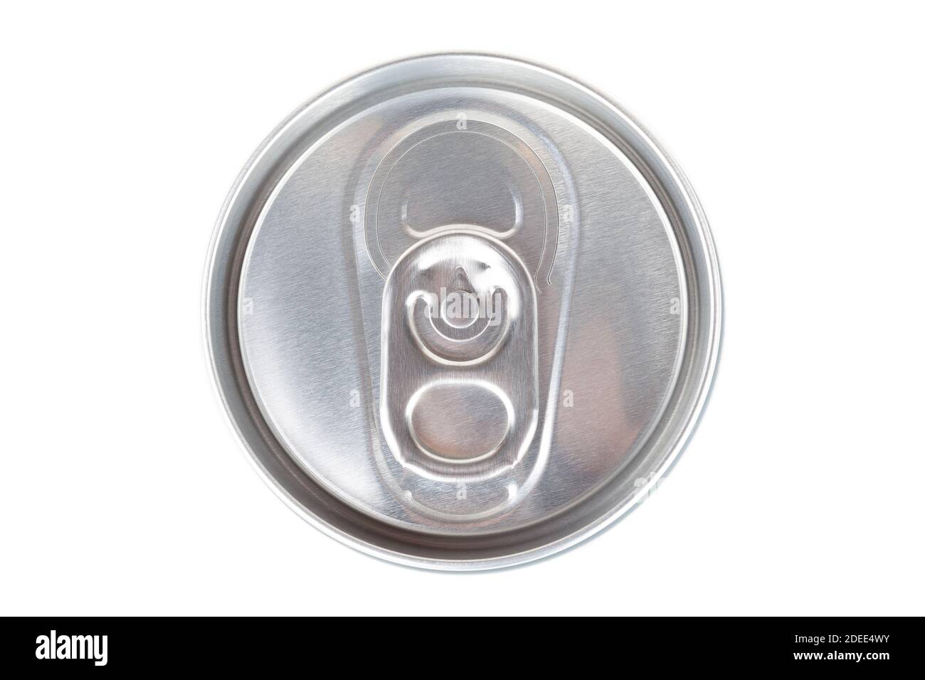 Verre soyeux en métal argenté, vue sur le dessus, objet isolé sur blanc, découpé. boîte de 250 ml, boîte ronde, fermeture de la partie supérieure, contenant de boisson énergétique ou de soda Banque D'Images