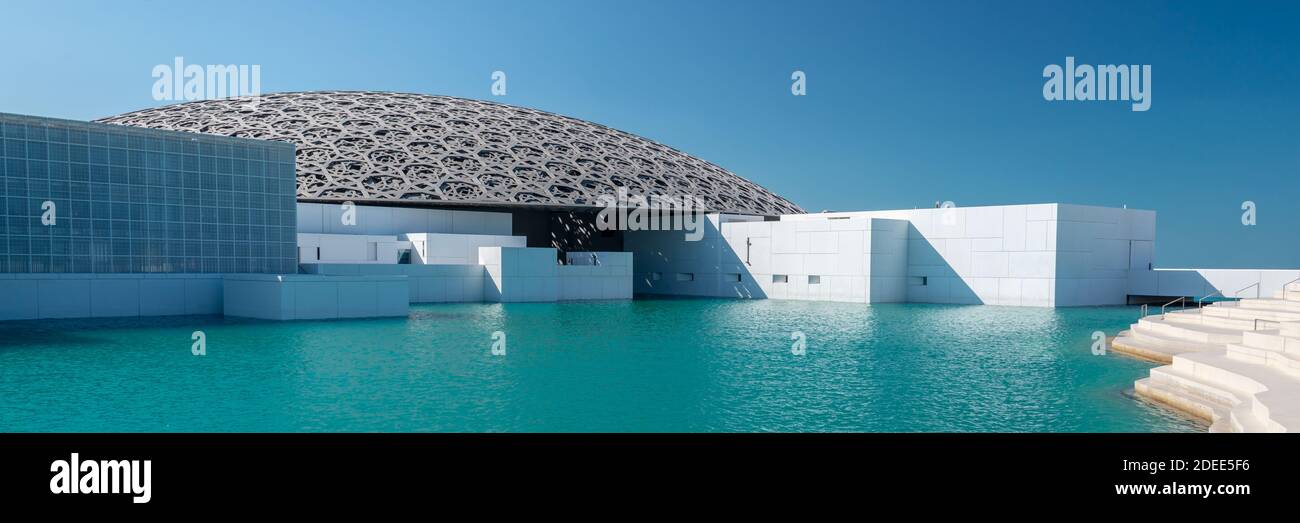 Louvre, Abu Dhabi, Émirats Arabes Unis - le célèbre musée de l'architecte français Jean Nouvel Banque D'Images