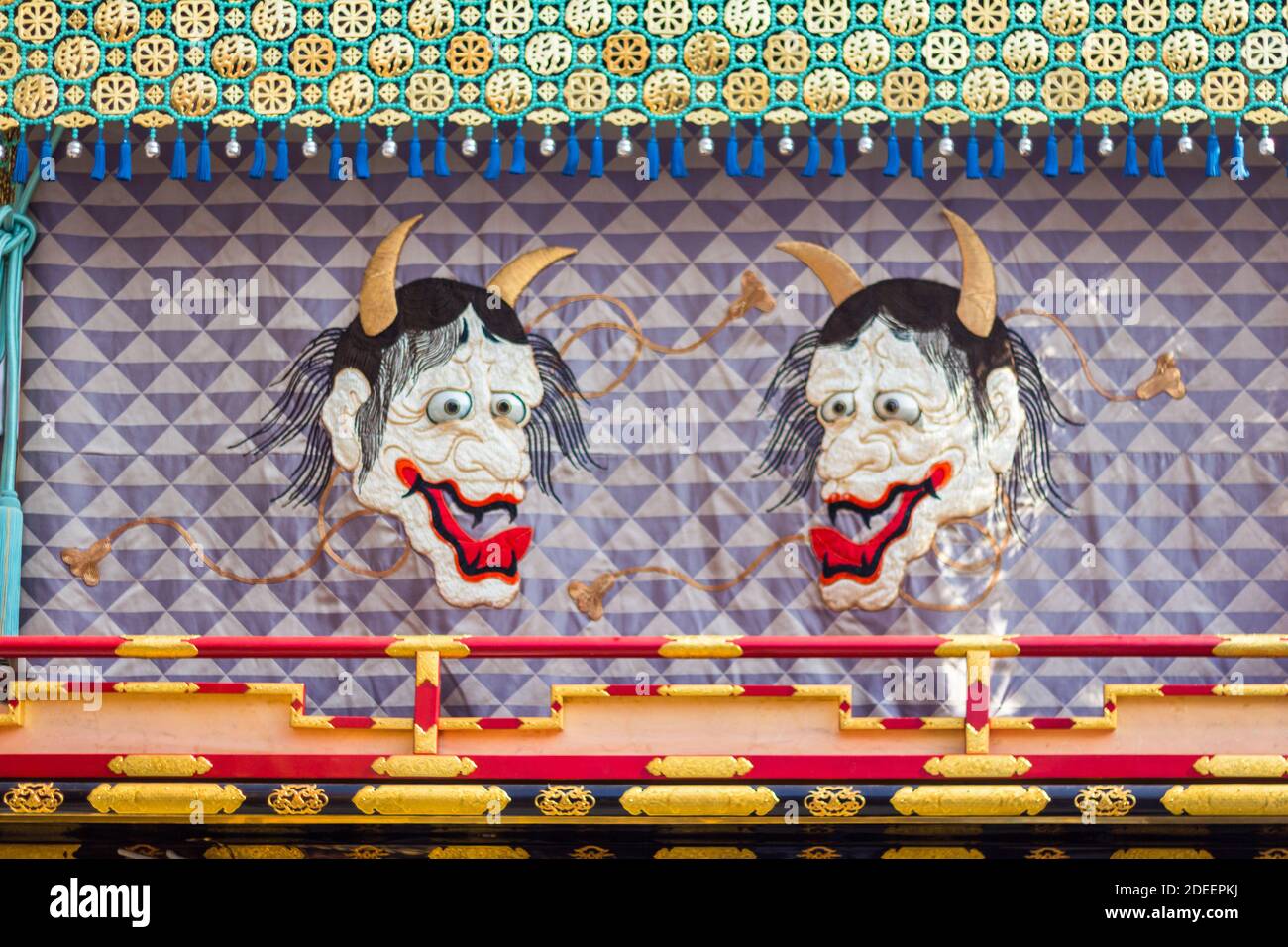 Des détails riches du Hachiman Matsuri flottent pendant le festival d'automne de Takayama à Gifu, au Japon Banque D'Images