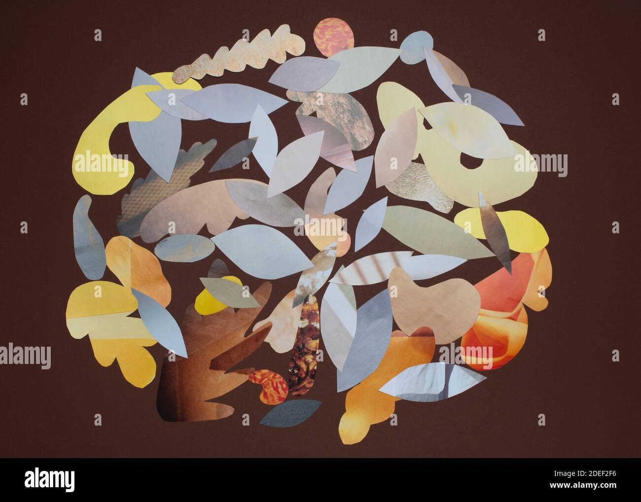 Papier art sur fond marron. Conception. Style moderne. Banque D'Images