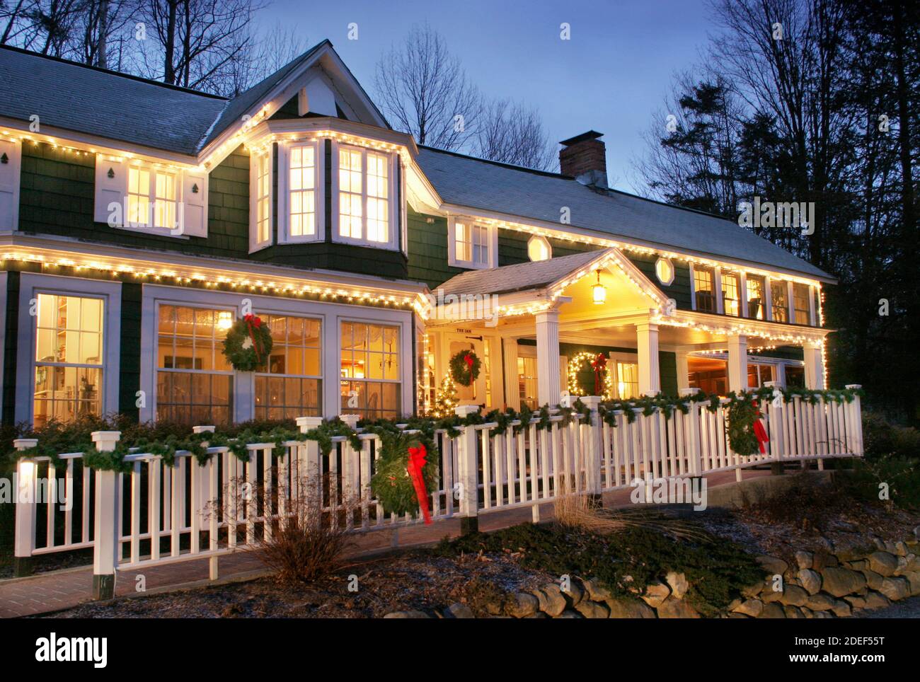 Extérieur de la maison pendant les vacances Banque D'Images