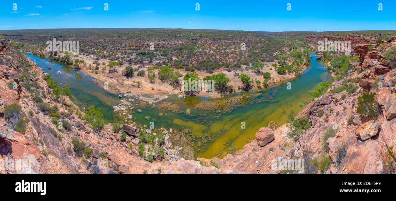 Rivière Murchison traversant le parc national de Kalbarri en Australie guettez les faucons Banque D'Images