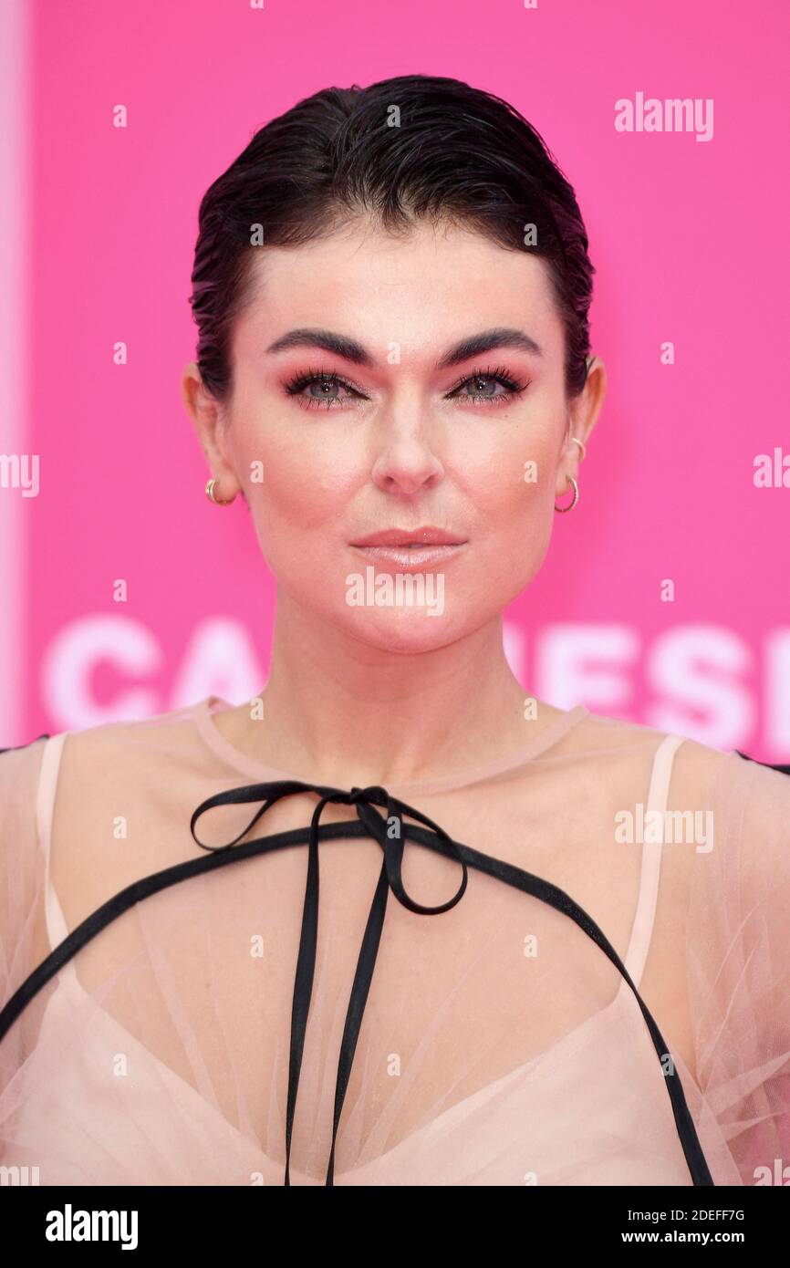 L'actrice canadienne Serinda Swan participe au 2e festival de la série