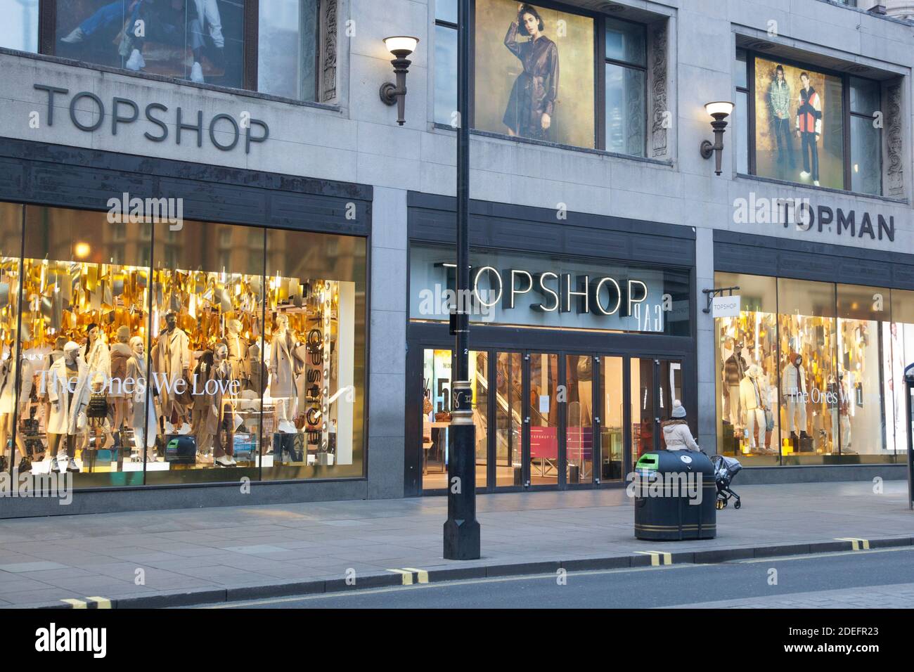 Le Groupe Arcadia, qui comprend des marques telles que Topshop, Topman, Miss Selfriges, Burtons et Debenhams, a été mis en place le 30 novembre 2020 Banque D'Images