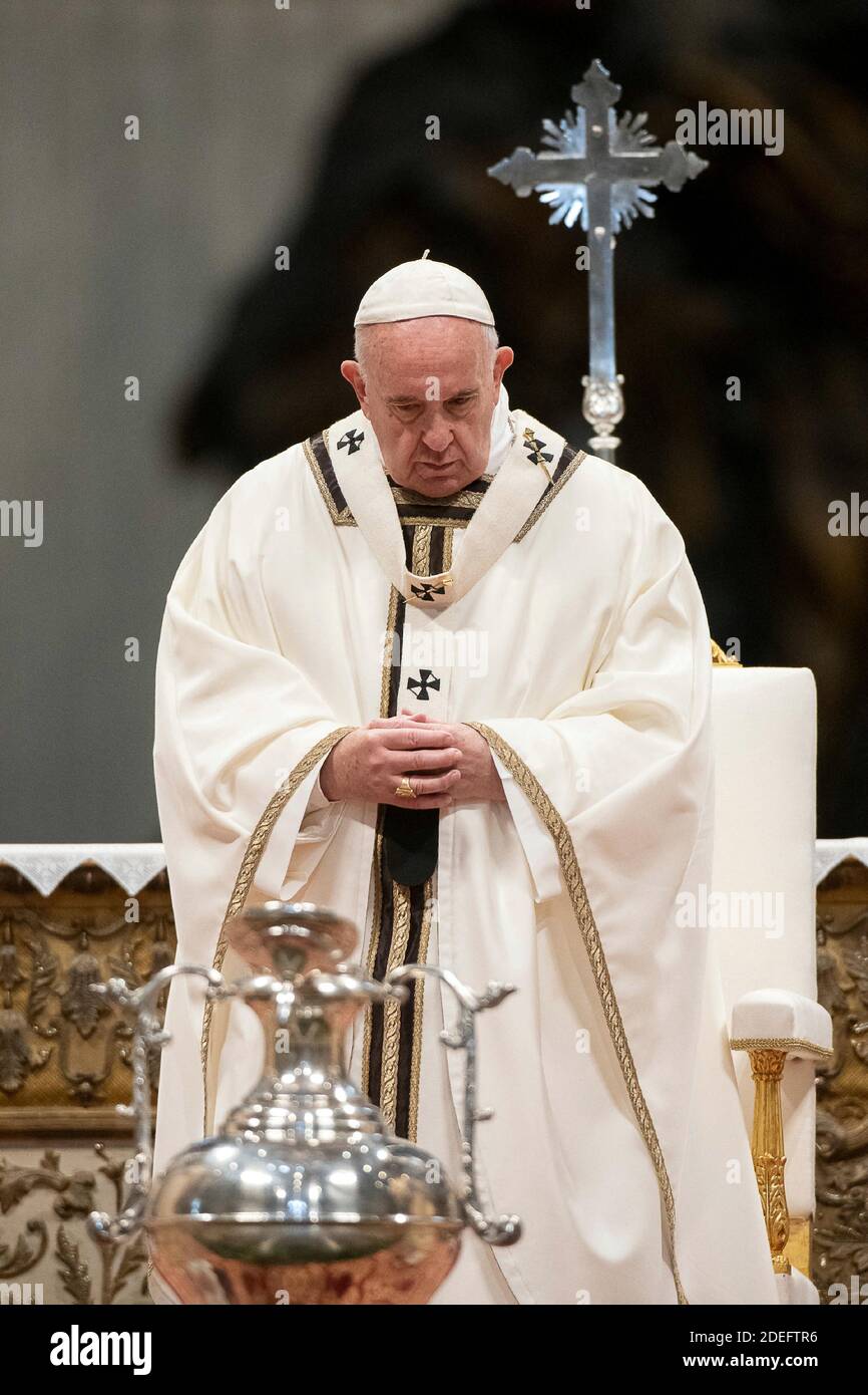 Le pape François assiste à la Messe de Saint-Chrism le jeudi 18 avril 2019 à la basilique Saint-Pierre au Vatican. Maundy jeudi est le Saint-chrétien tombant le jeudi avant Pâques, commémorant la Maundy et la Cène de Jésus-Christ avec les Apôtres. Photo par ABACAPRESS.COM Banque D'Images