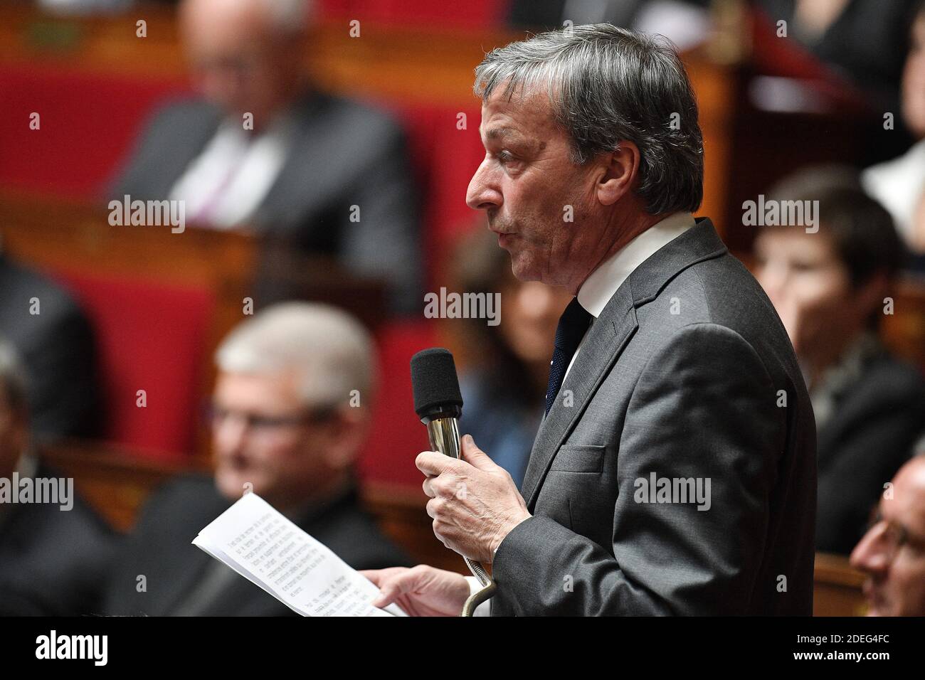 Membre du groupe parlementaire âÂ˜libertés et territoires Philippe Vigier participe à une session de "questions au Gouvernement" à l'Assemblée nationale française le 30 avril 2019 à Paris, France photo de David Niviere/ABACAPRESS.COM Banque D'Images