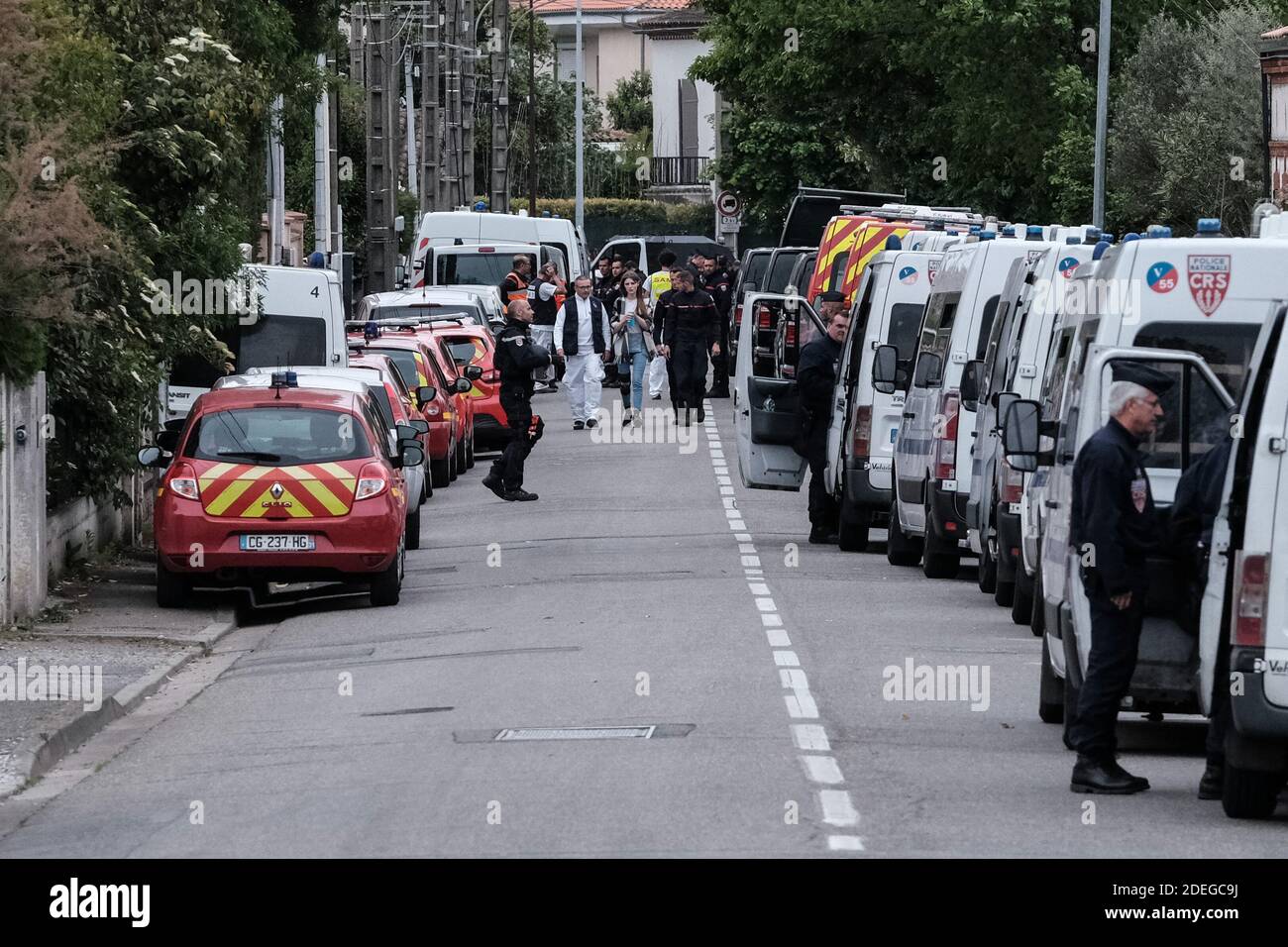 Unscathed Banque D Image Et Photos Alamy